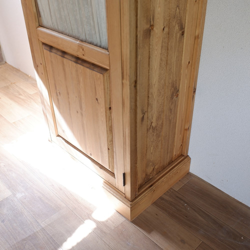 モダン ダークウッド キャビネット 楽天市場】塗り壁調モダンキャビネット ニトリ メーカー直送