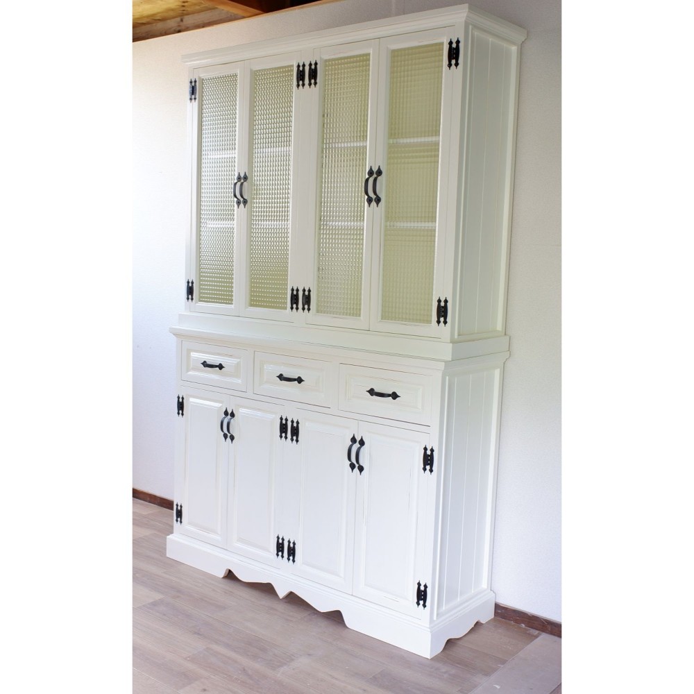 チェッカーガラスのカップボード　　シャビー仕上げ