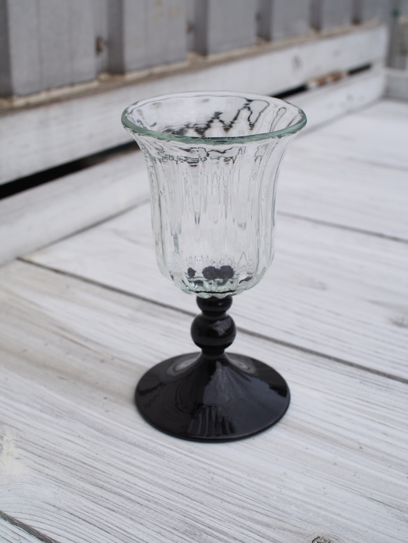 縦モールワイングラス・ツートン(クリア×ブラック)《琉球ガラス