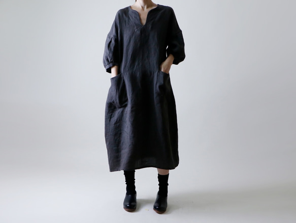 タックスリーブ・リネン・ワンピース/チャコール ワンピース MAGALI  