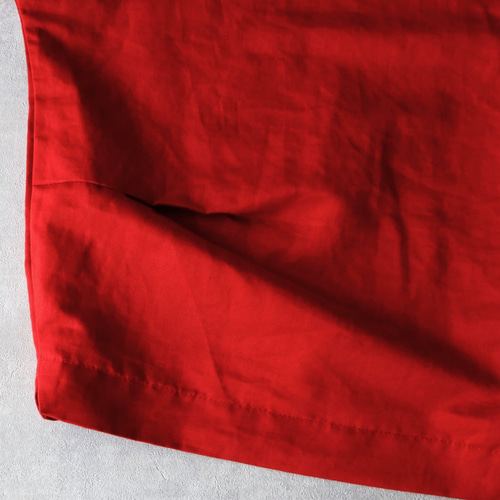 スーピマコットン＆フレンチリネン・プルオーバーブラウス／レッド