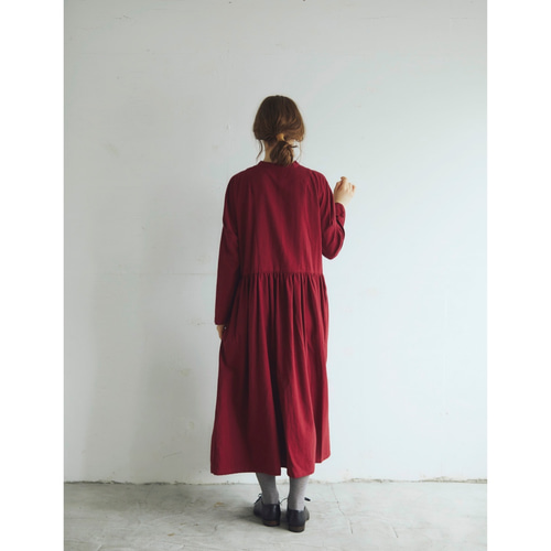 【タグ付新品】MAGALI 東炊きコットンビエラ クラシックワンピース 東炊きコットンビエラ・クラシック・ワンピース／カーマイン