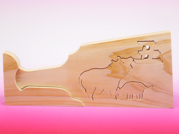 送料無料　ヒノキの組み木　牛の羽子板 5枚目の画像