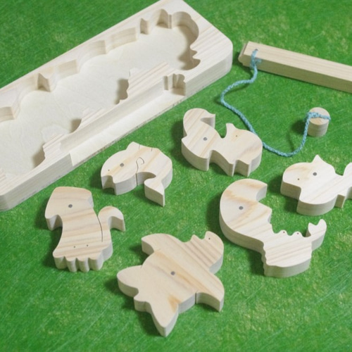 送料無料 木のおもちゃ 組み木の魚釣り おもちゃ・人形 糸のこ