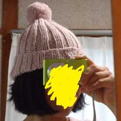 可愛いポンポン付きリブ編みのニット帽子　♡　ゴム編み 2枚目の画像