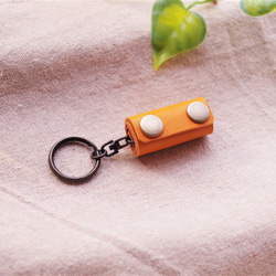 自転車鍵用などに…　小っちゃなレザー キーホルダー　牛革　濃キャメルオレンジ　タイプⅢ 3枚目の画像