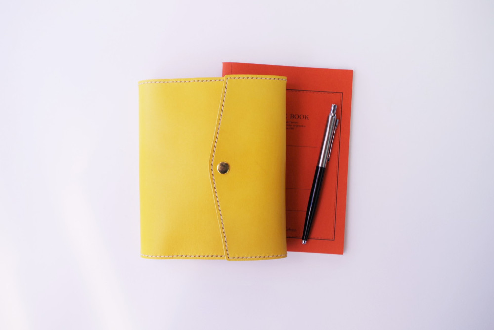 ✻ 蒲公英イエロー ✻  ほぼ日 対応　A6　文庫本サイズ　オリジナル　手帳カバー　牛革　✻⑭✻