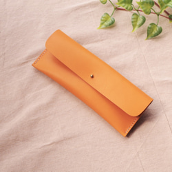 ✻　キャメルオレンジ　✻　使い勝手の良い シンプルな牛革ペンケース　✻　⑨ 1枚目の画像