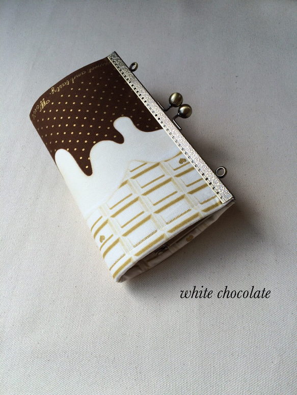ホワイトチョコレート がま口 長財布 1枚目の画像