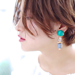 Big silhouette pierce/earring GREEN 2枚目の画像