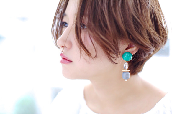 Big silhouette pierce/earring GREEN 3枚目の画像