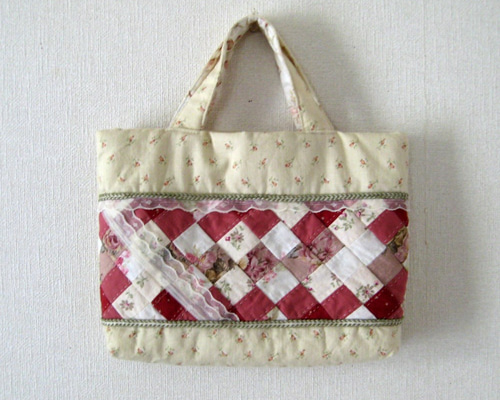 送料無料 パッチワークバラ柄トートバッグ トートバッグ いちご 通販