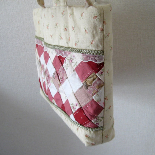 送料無料 パッチワークバラ柄トートバッグ トートバッグ いちご 通販