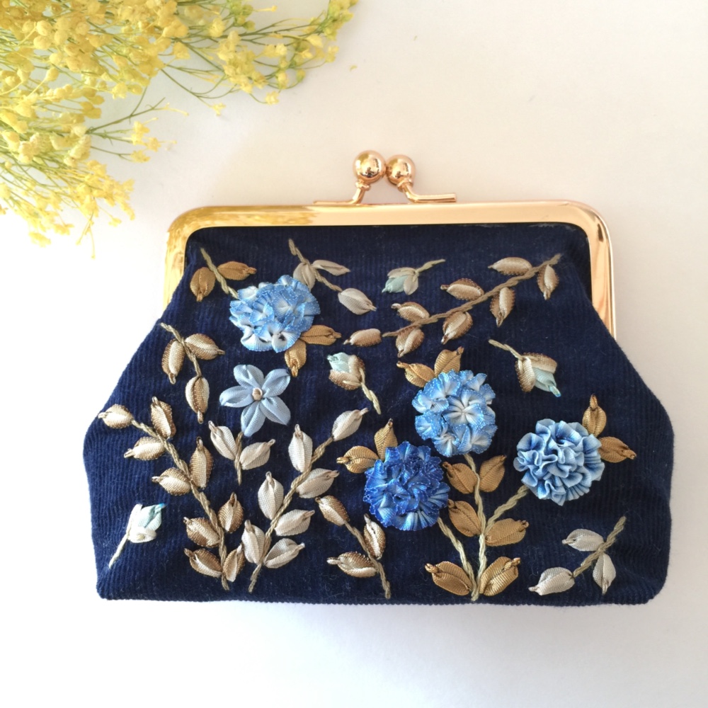 リボン刺繍のがま口 ボタニカル