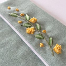 リボン刺繍の飴ちゃんポーチ リンゴの木 ポーチ le souffle 通販