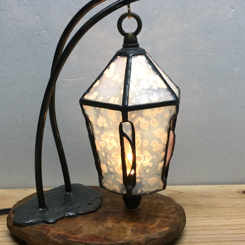 【 希少 】ヨーロピアン調 吊り下げタイプ エンジェル テーブルランプ 希少 】ヨーロピアン調 吊り下げタイプ エンジェル テーブル