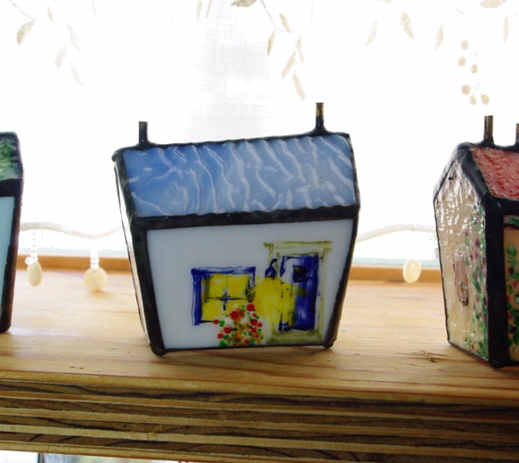 温もりのある手書きのハウス（3）ステンドグラス贈り物・他にないおしゃれプレゼント 3枚目の画像