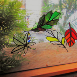 秋の窓辺を彩る、木の葉サンキャッチャー・贈り物・ラッピング無料 4枚目の画像