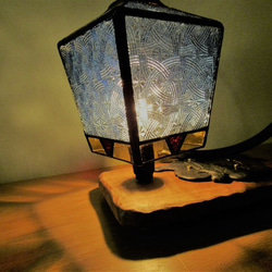 置き型キューブランプ・照明・スタンドライト 3枚目の画像