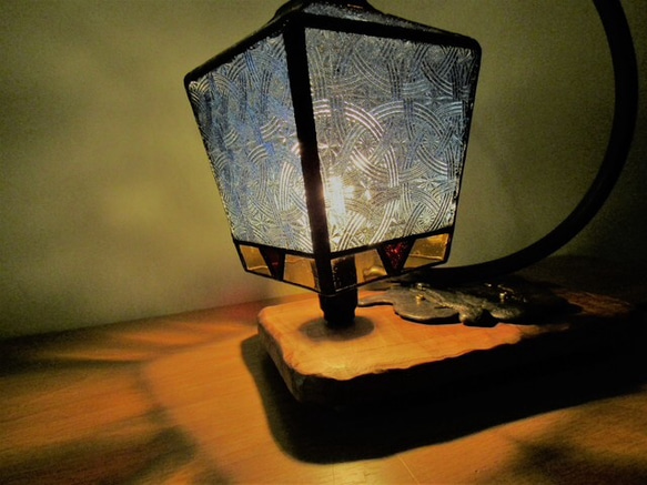 置き型キューブランプ・照明・スタンドライト 3枚目の画像