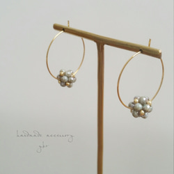 beads ball hoop Pierce【ﾓｽｸﾞﾘｰﾝﾗｽﾀｰ】 1枚目の画像