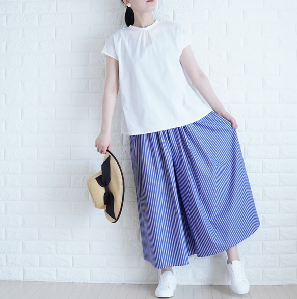 【爽快ブルーの播州織パンツ】　太青ストライプ　コットン　ゆったりギャザーパンツ　夏の暮らしに寄り添う服　ガウチョパンツ 1枚目の画像