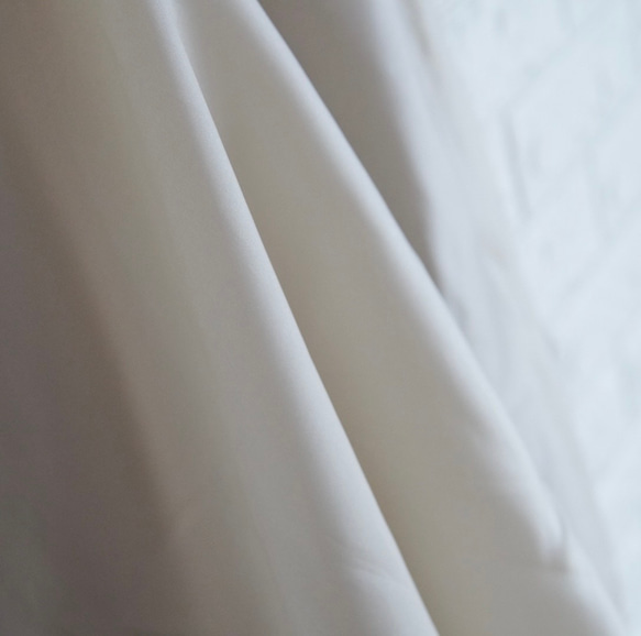 【キュプラ裏地つきコーデュロイティアードジャンパースカート】【グレージュ】 ワンピース　サロペットスカート　 8枚目の画像