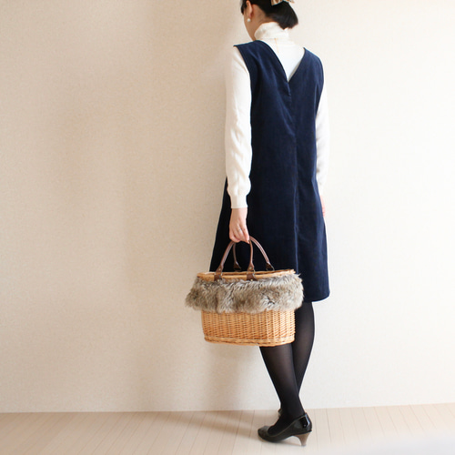 美品　GALERIE VIE ストレッチコーデュロイジャンパースカート　ネイビー ギャルリー・ヴィー GALERIE VIE ストレッチコーデュロイ