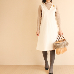 冬季流行燈芯絨V領Salopette跳線裙可穿米白色白色 第4張的照片