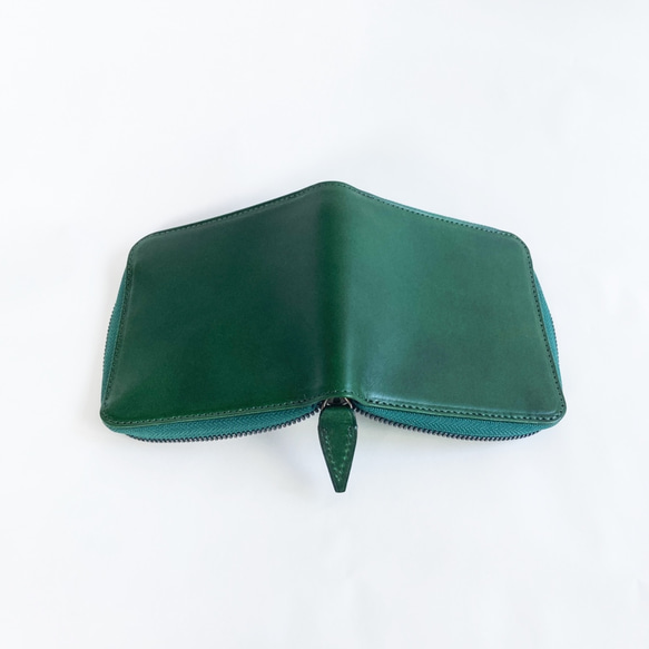 「額外版」基本款圓形拉鍊中號Buttero<Green> × 巴羅洛&lt;橄欖綠&gt;禮品包裝/ 第9張的照片