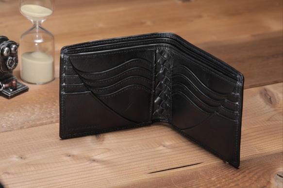 “ BASIC”藝術錢包&lt;BLACK&gt;卡片類型兩折錢包☆免費送貨和禮品包裝免費☆ 第1張的照片