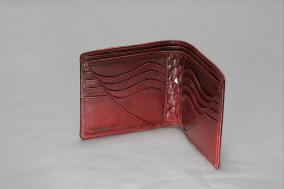 “ BASIC”藝術錢包&lt;RED&gt;卡類型折疊錢包☆免費送貨和禮品包裝免費☆ 第3張的照片