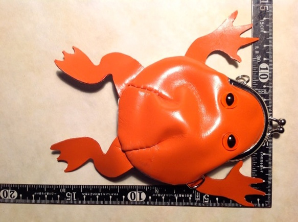 カエルのがま口　ビビッドオレンジ(赤い目) 3枚目の画像