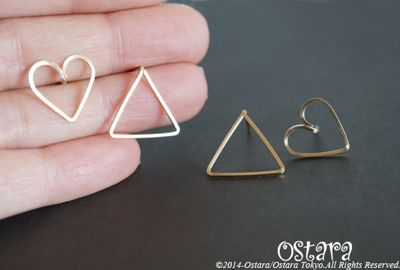 【14KGF】Stud Earrings,Simple Triangle 5枚目の画像