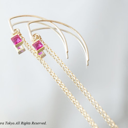 【14KGF/Siver925/Tiny】Leaf Hook Earrings, -CZ Square/Ruby- 2枚目の画像