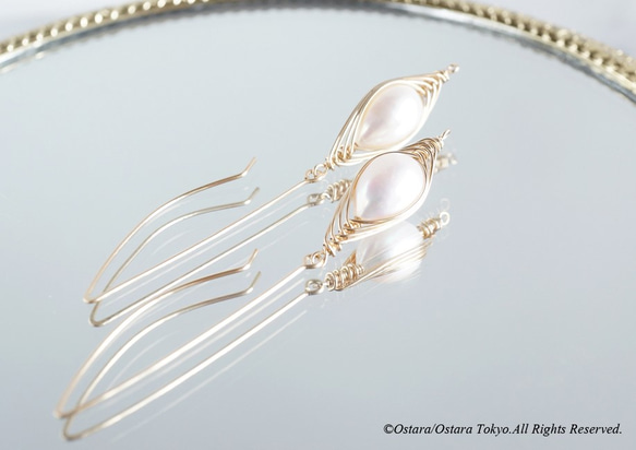 【Tsubomi】14KGF Leaf Hook Earrings,"White Pearl" 3枚目の画像