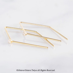 CZ Rhombus Glossy Gold Earrings 3枚目の画像