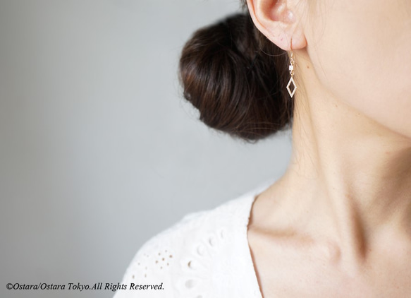 【14KGF】Earrings,Tiny Double CZ-Rhombus- 2枚目の画像