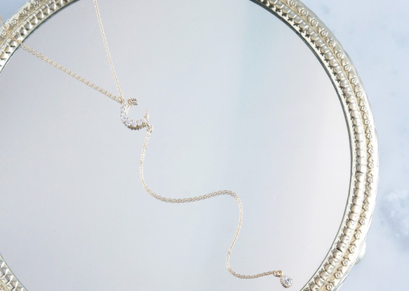 【14KGF】Simple Crescent Moon CZ Y-Necklace 1枚目の画像