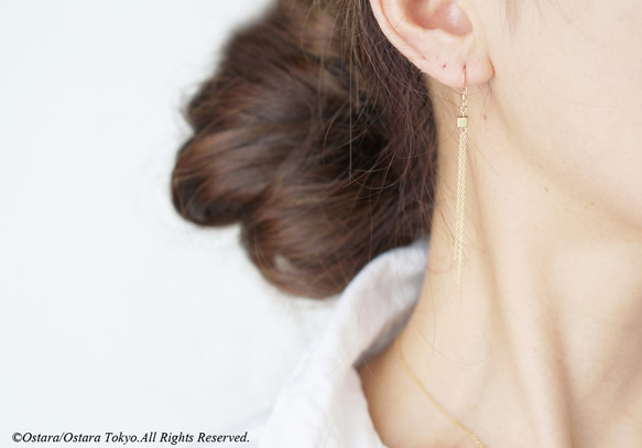 【Minimalism】14KGF Earrings, Gem Dice-- GoldxGold-- 3枚目の画像