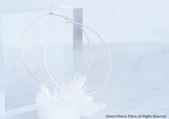 【Minimalism】14KGF Hammered Hoop Earrings[4cm/5cm/6cm] 6枚目の画像