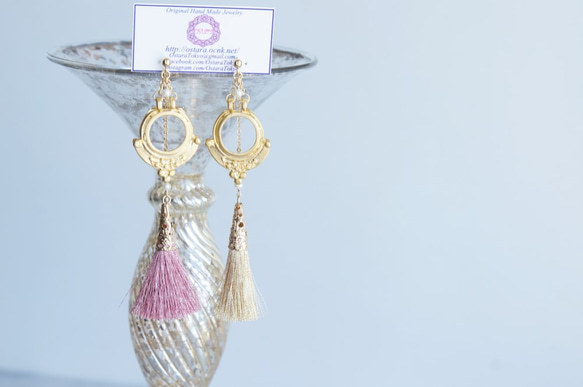 【Istanbul】 14KGF Metalic Tassel Pearl 2ways Stud Earrings 6枚目の画像