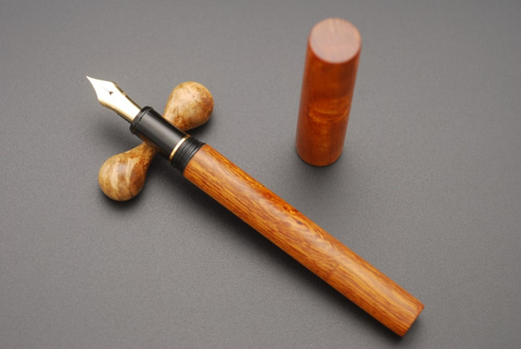 砂漠の宝石【デザートアイアンウッド】万年筆〘訳あり〙 【砂漠の宝石