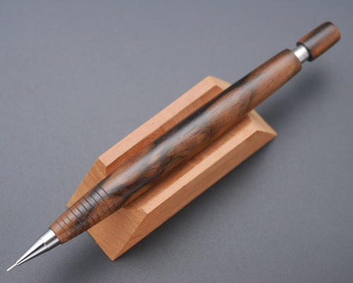銘木シャープペンシル 【黒柿】孔雀杢 II ペン・筆記用具 FongLai