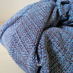 手織り大判ハンカチ（水色×紫ミックス） 3枚目の画像