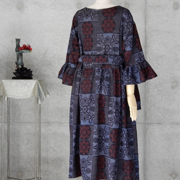 着物リメイク 紬のワンピース/フリーサイズ　kimono 5枚目の画像
