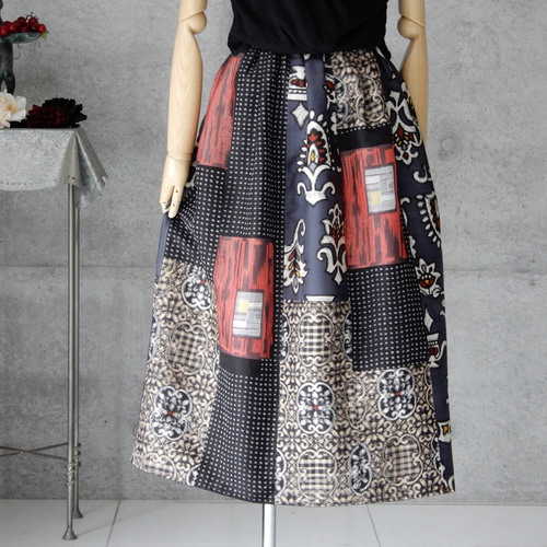 銘仙と紬のリバーシブルスカート/パッチワーク/フリーサイズ/着物  