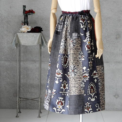 銘仙と紬のリバーシブルスカート/パッチワーク/フリーサイズ/着物  