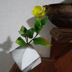 まんざん窯さんの花器に待宵草 2枚目の画像