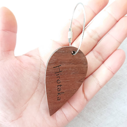 ふたりのキーホルダー】 キーホルダー 木製 ペア メンズ 名入れ 木婚式
